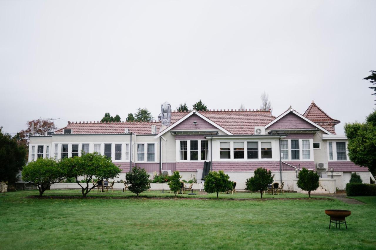The Nunnery And Spa Leura Bagian luar foto