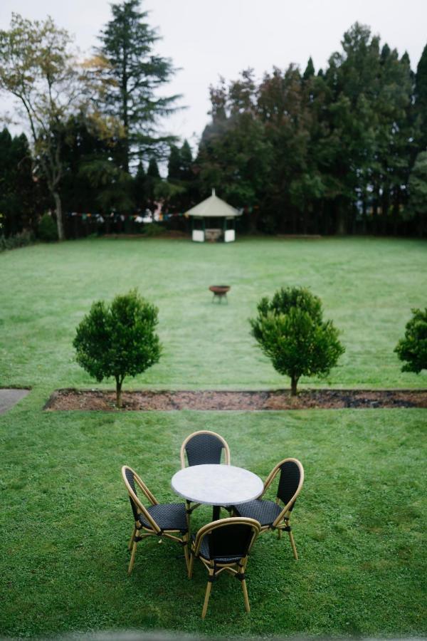 The Nunnery And Spa Leura Bagian luar foto